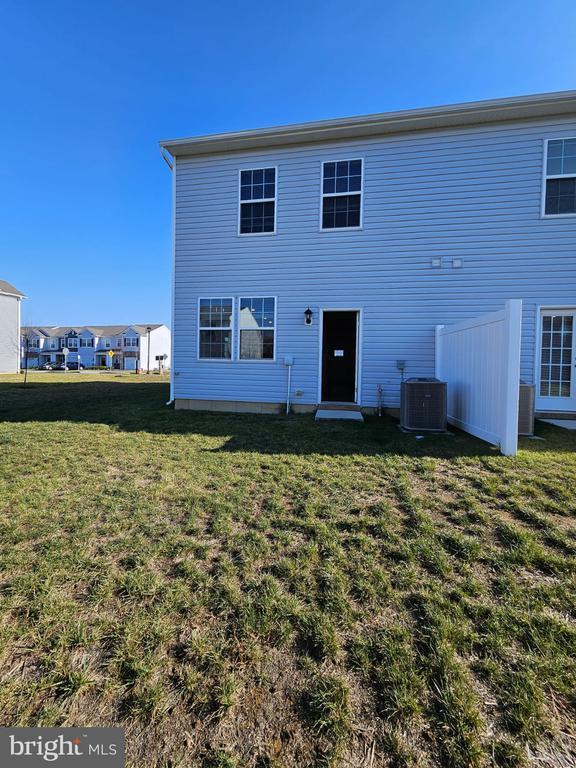 Building Photo - 23 Nelsons Wy
