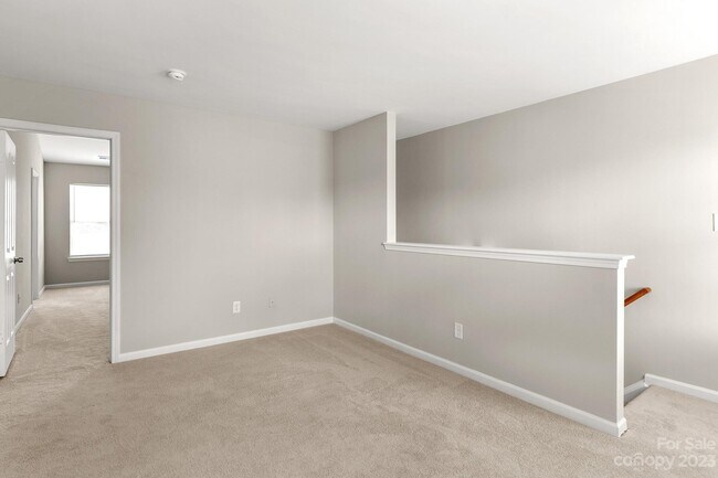 Building Photo - 3808 Herkimer Dr