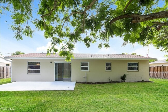 Building Photo - 282 Lorraine Ave