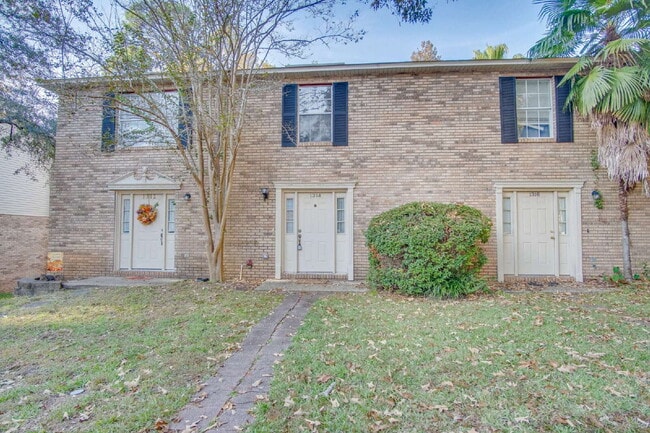 Primary Photo - Foxborough 2BR/1.5BA Townhome – Back Deck, Available Now