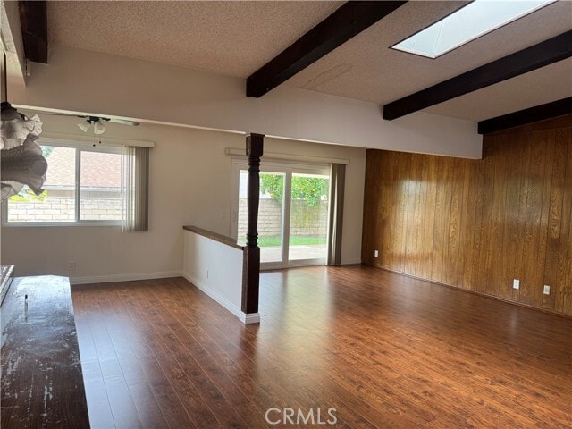 Building Photo - 107 Sunflower Pl