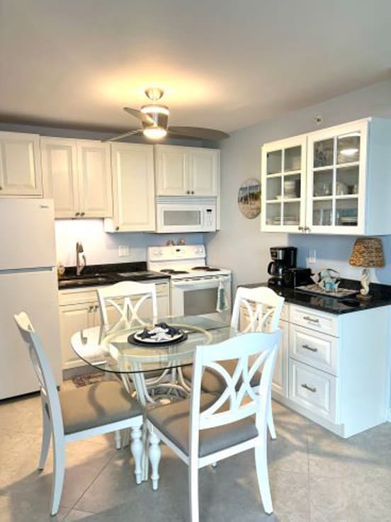 Building Photo - 8701 Estero Blvd