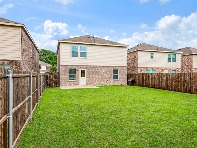 Building Photo - 405 Glendale Dr