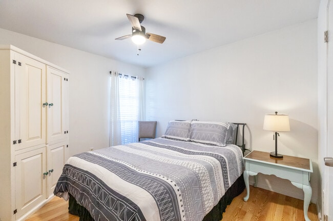 Building Photo - 5725 Quail Run St