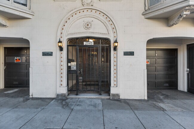 Floorplan - 2945 Van Ness