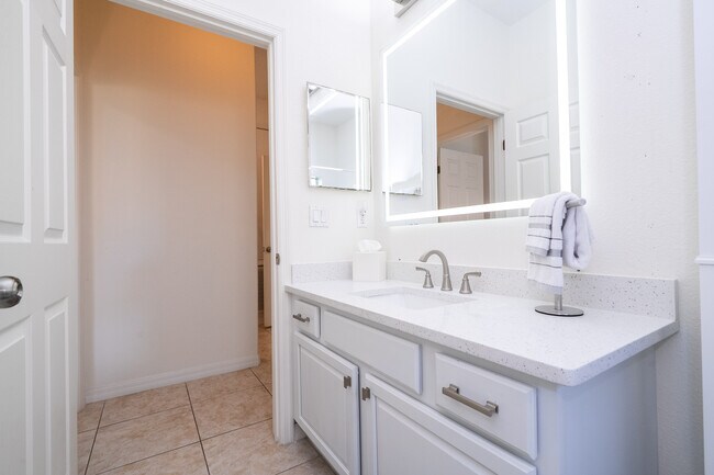 Building Photo - 3774 Eagle Isle Cir