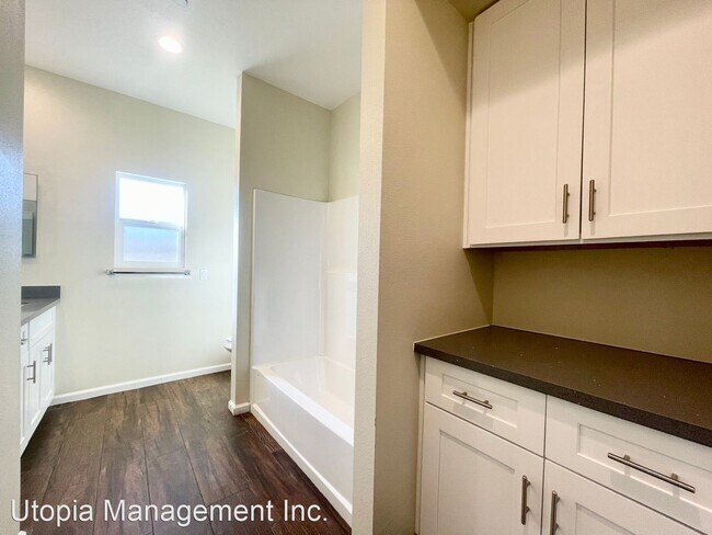Building Photo - 4 br, 2 bath House - 13259 Ramona Drive