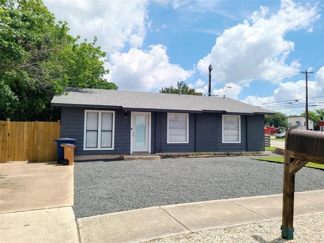 Primary Photo - 6216 Hogan Ave