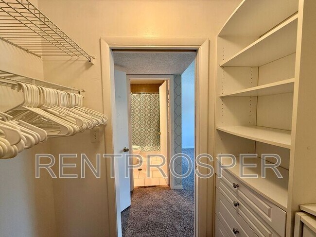 Building Photo - 6019 Windhover Dr