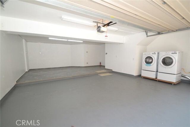 Building Photo - 2615 Plaza del Amo