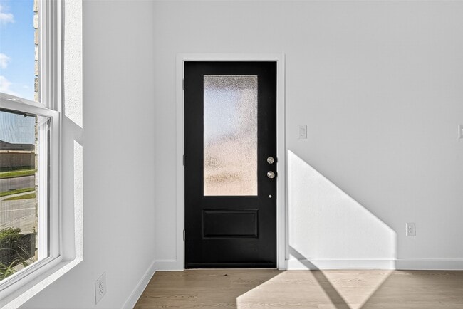 Building Photo - 16214 Texas Flatland Wy