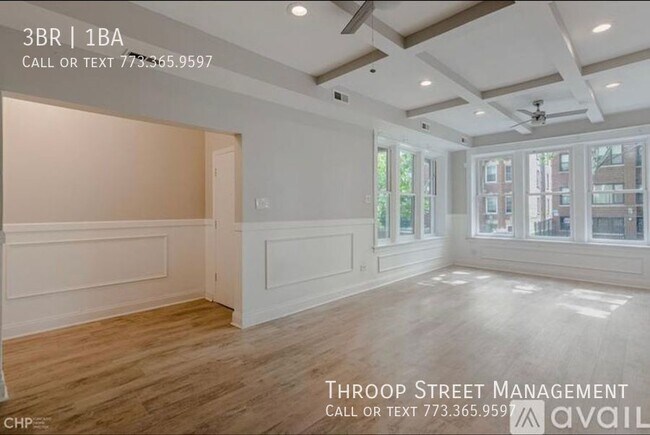 Building Photo - 6032 S St Lawrence Ave