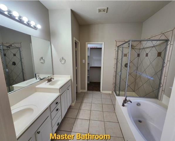 Building Photo - 1632 Lake Travis Dr