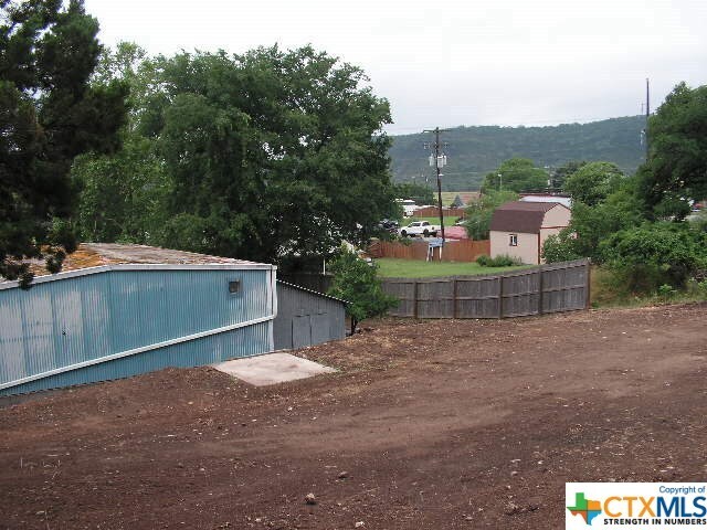 Building Photo - 1910 FM2673