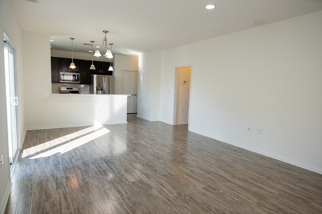 Building Photo - 3961 Trenwith Ln
