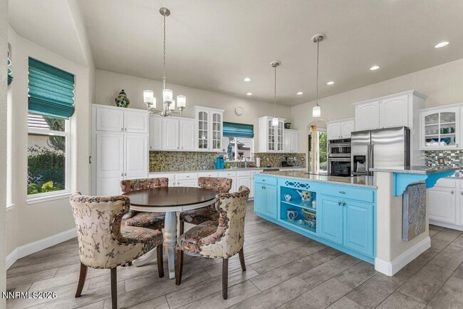 Building Photo - 7330 Island Queen Dr