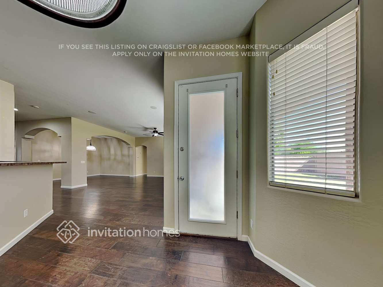 Building Photo - 7209 W Paradise Ln