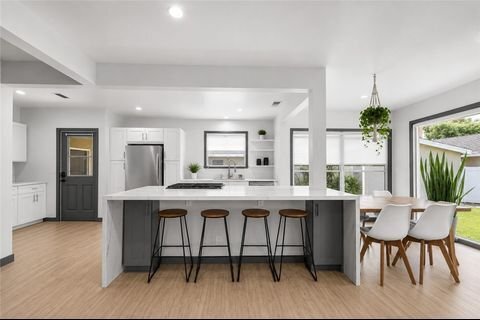 Building Photo - 6721 E La Marimba St