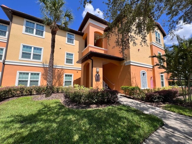 Building Photo - Awesome apartment at Cypress fairway!