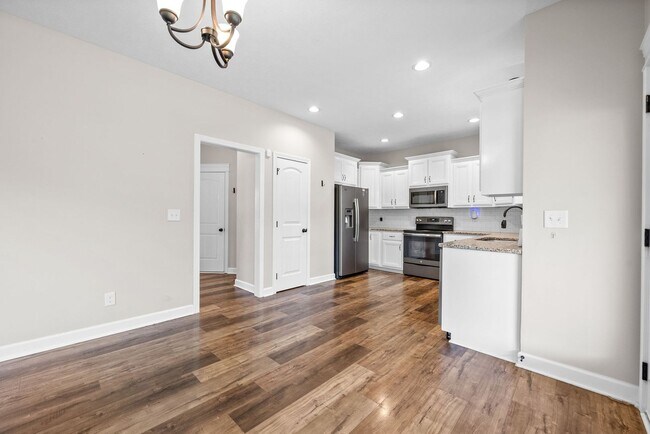 Building Photo - 1697 Ellie Piper Cir