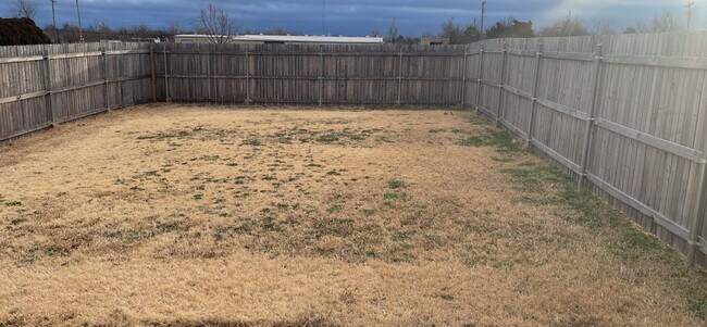 Building Photo - 5212 Oakwood Villa Ct