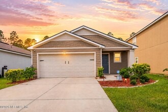 Building Photo - 2446 Oak Stream Dr