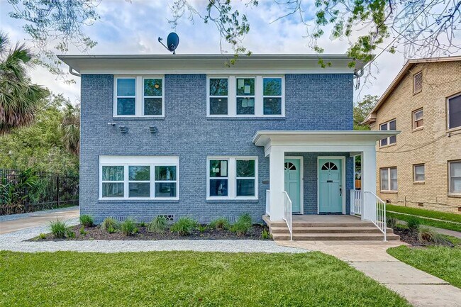 Primary Photo - 2420 Huldy St