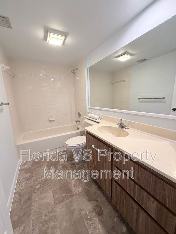 Building Photo - 3511 Village Blvd