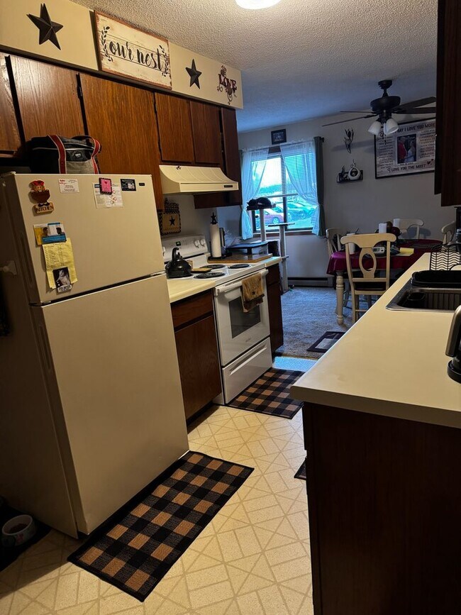 Building Photo - Cozy 1-Bedroom, 1-Bath Apartment in Onalaska - Perfect Location! $875 Available 5/01/2025
