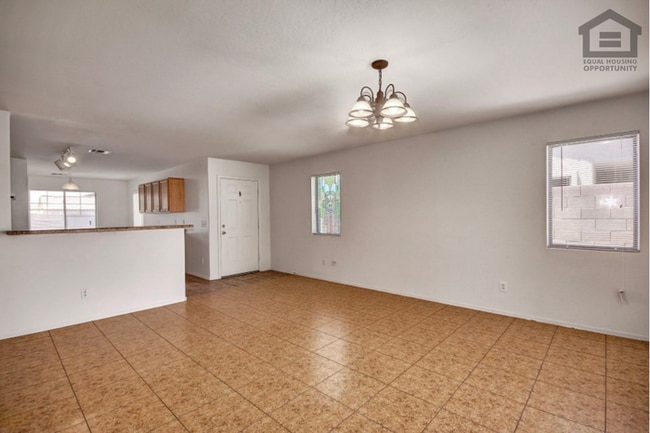 Building Photo - 3Bed/2Bath House in Buckeye! Move-In Ready on 08/06/2026!