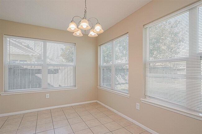 Building Photo - 15730 Oak Mountain Dr
