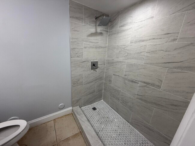 Building Photo - 5760 Rock Island Rd