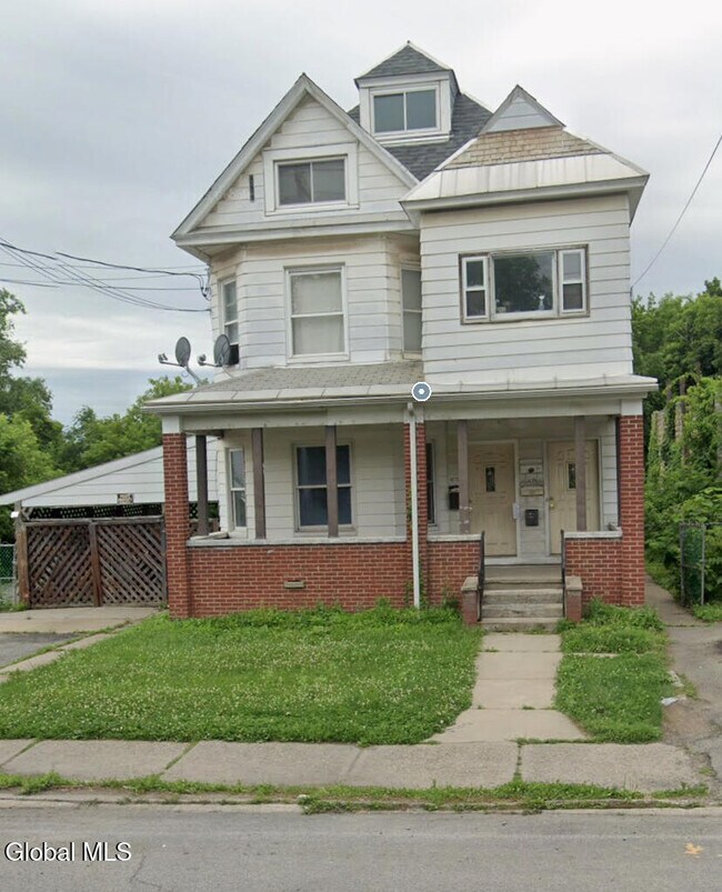 Primary Photo - 1673 Van Vranken Ave.