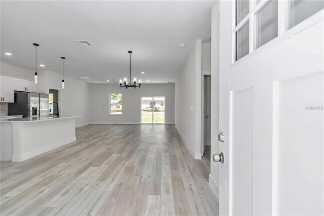 Building Photo - 3875 SW 169th Ln Rd