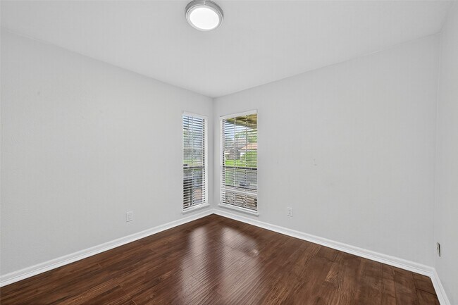 Building Photo - 15638 Empanada Dr