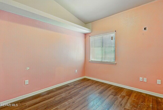 Building Photo - 14329 Owl Point Ave