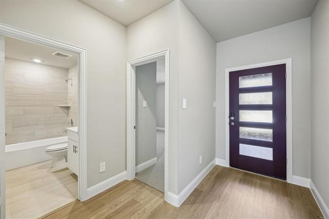 Building Photo - 409 Midnight Oak Dr