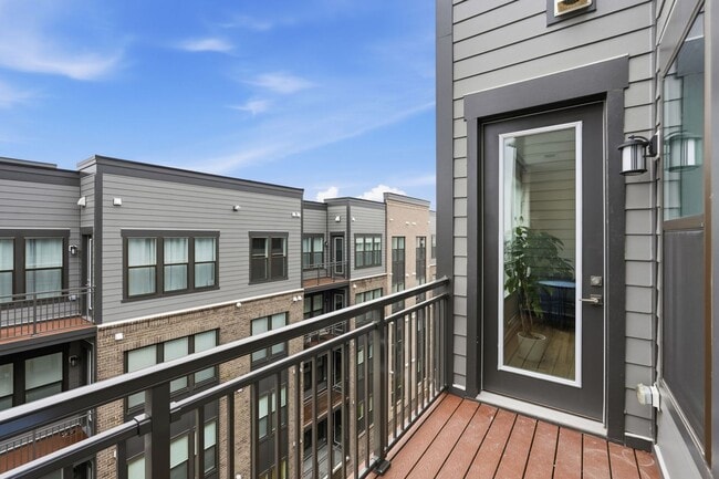 Building Photo - 21950 Garganey Ter