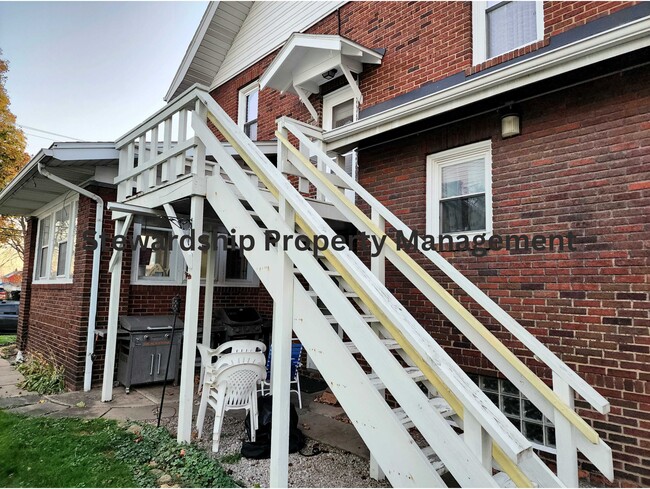 Building Photo - 507 E Gorgas St