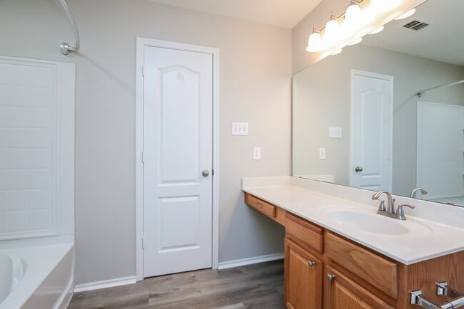 Building Photo - 13856 Sonterra Ranch Rd