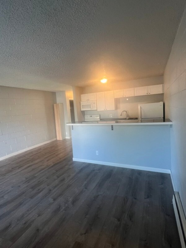 Building Photo - 2229 Collyer St