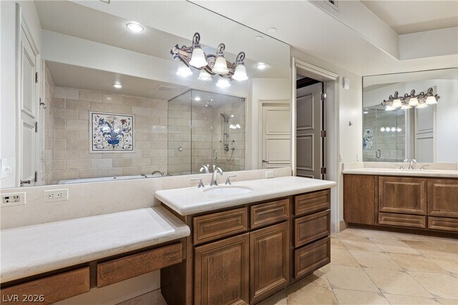 Building Photo - 9103 Alta Dr