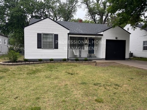 Building Photo - 2 bedroom 1 bath home with 1 car garage! Available to Rent or Rent to Own!