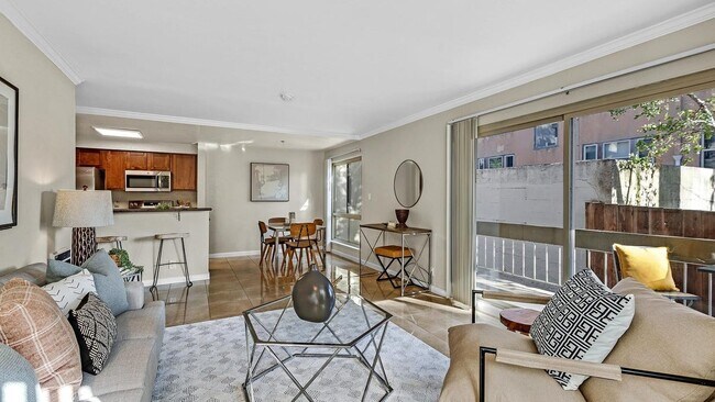 Building Photo - 66 Fairmount Ave