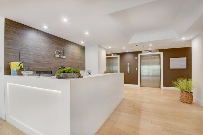 Building Photo - 2066 N Ocean Blvd