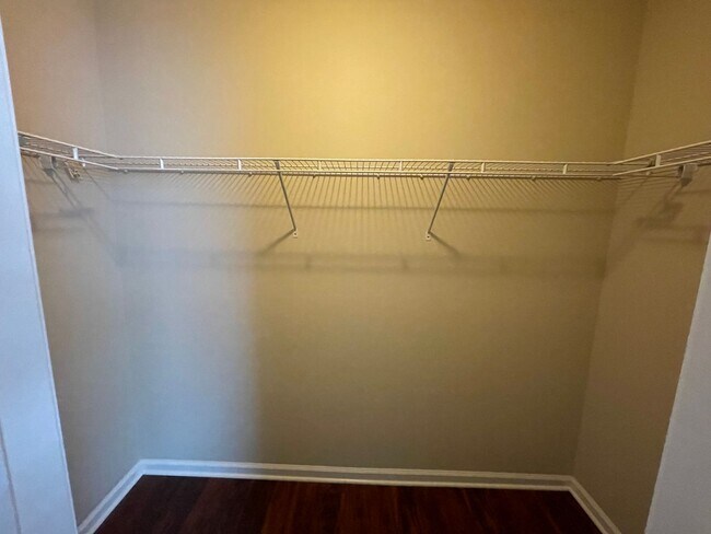 Building Photo - 3 Bedroom Home In Lindberg Village