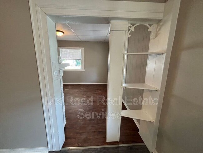 Building Photo - 539 Ross Ave
