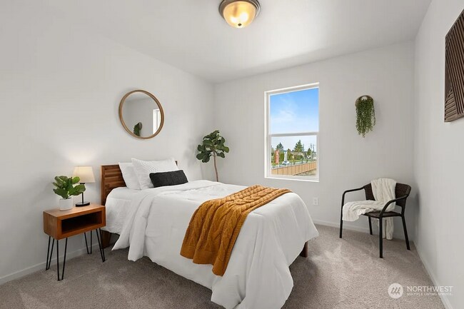 Building Photo - 7206 42nd Pl NE