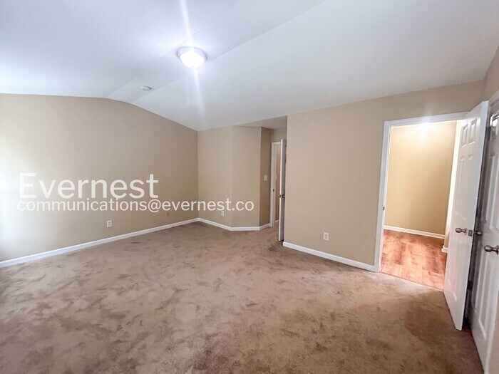 Building Photo - 1722 Coleville Oak Ln