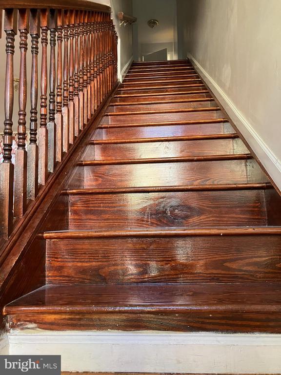 Building Photo - 1920 Fontain St